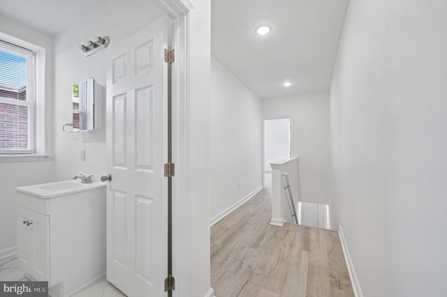 247 W BERKLEY ST, Philadelphia, PA 19144