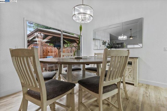 60 W South St, Tracy, CA 95376