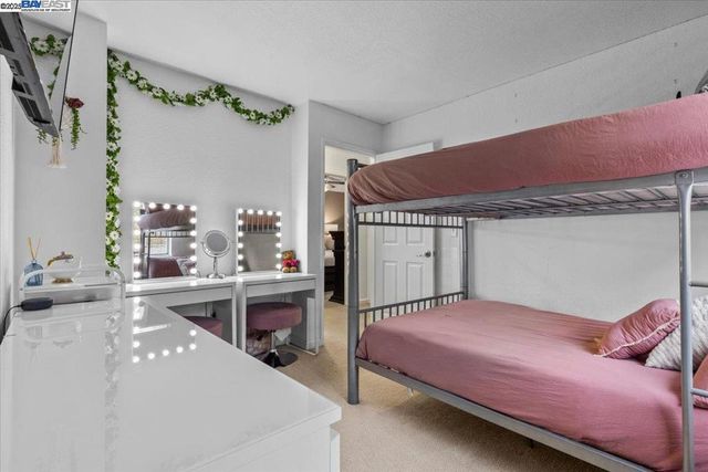 60 W South St, Tracy, CA 95376