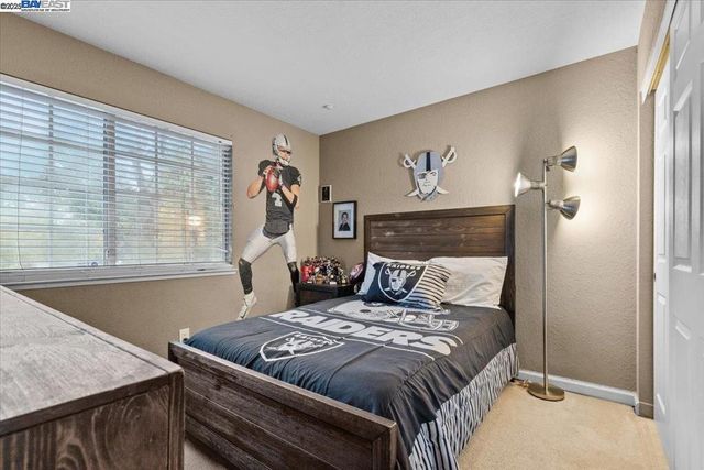 60 W South St, Tracy, CA 95376