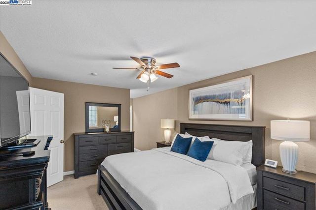 60 W South St, Tracy, CA 95376