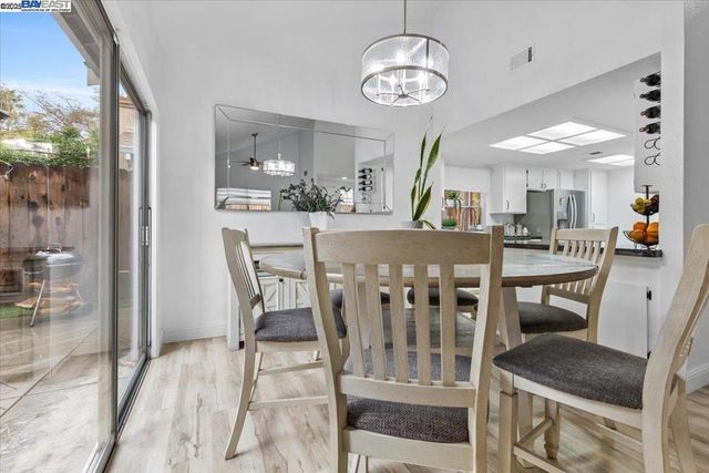 60 W South St, Tracy, CA 95376