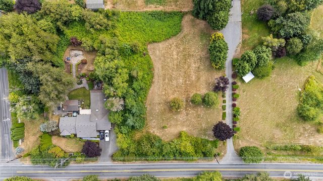 2352 31st Avenue SW, Puyallup, WA 98373