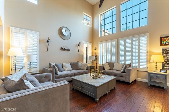 324 Glistening Cloud Drive, Henderson, NV 89012