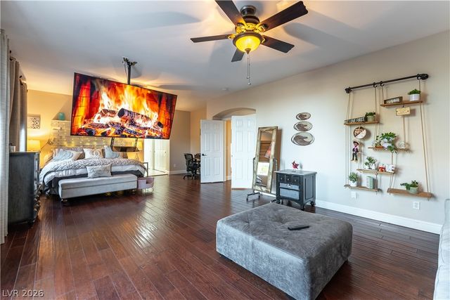 324 Glistening Cloud Drive, Henderson, NV 89012