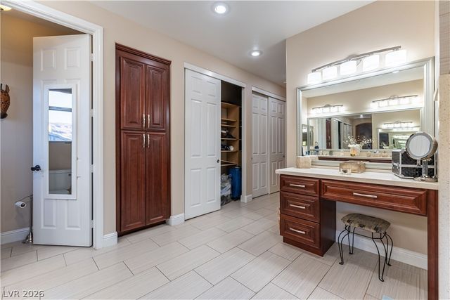 324 Glistening Cloud Drive, Henderson, NV 89012