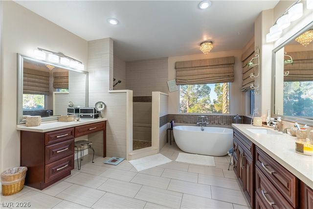 324 Glistening Cloud Drive, Henderson, NV 89012