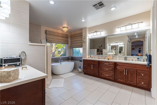 324 Glistening Cloud Drive, Henderson, NV 89012