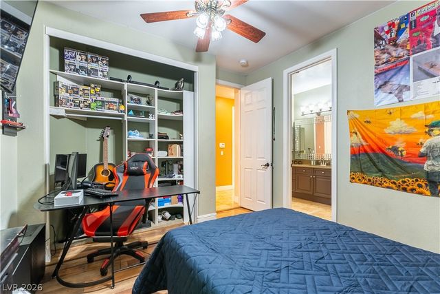 324 Glistening Cloud Drive, Henderson, NV 89012