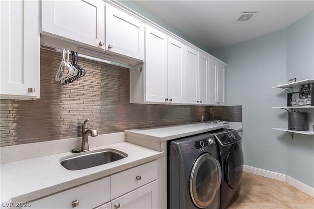 324 Glistening Cloud Drive, Henderson, NV 89012