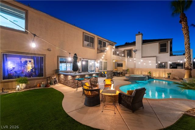 324 Glistening Cloud Drive, Henderson, NV 89012