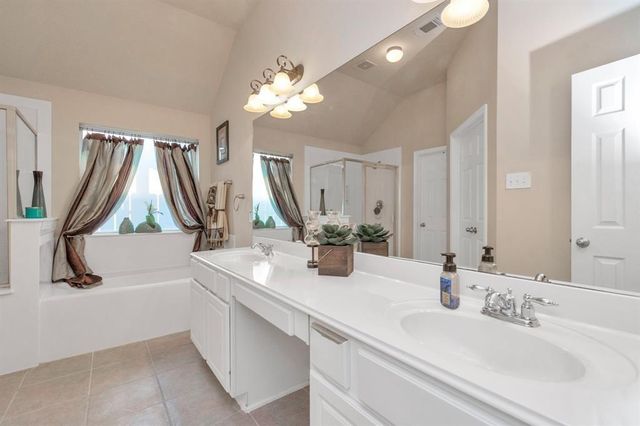 19107 Mustang Pointe Lane, Richmond, TX 77407