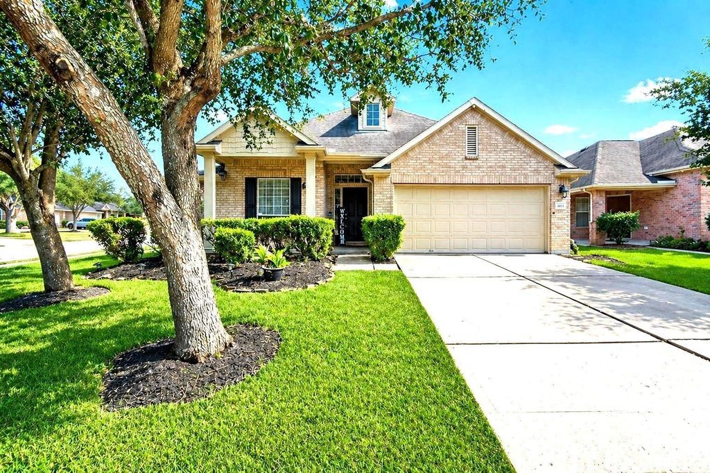 19107 Mustang Pointe Lane, Richmond, TX 77407