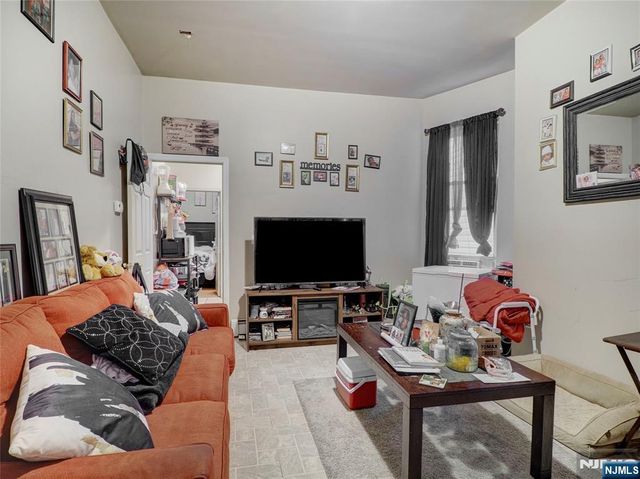81 Auburn Street 5, Paterson, NJ 07501