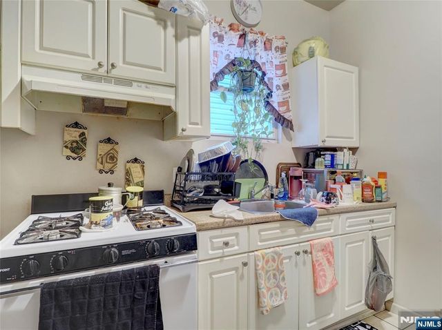 81 Auburn Street 5, Paterson, NJ 07501