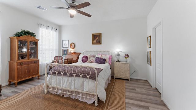 12571 New Castle Park Lane, Houston, TX 77044