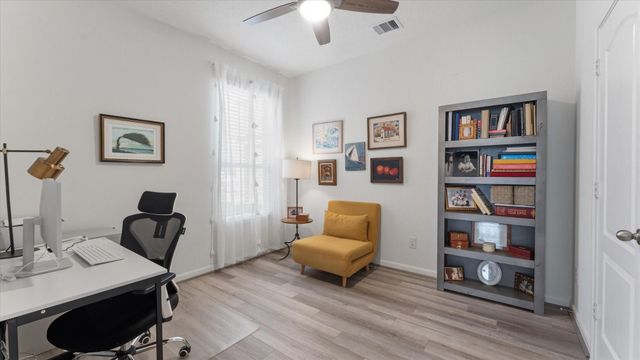 12571 New Castle Park Lane, Houston, TX 77044