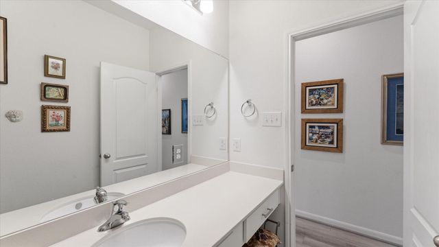 12571 New Castle Park Lane, Houston, TX 77044