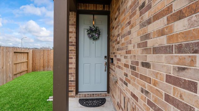 12571 New Castle Park Lane, Houston, TX 77044