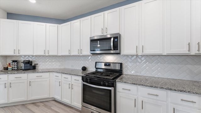 12571 New Castle Park Lane, Houston, TX 77044