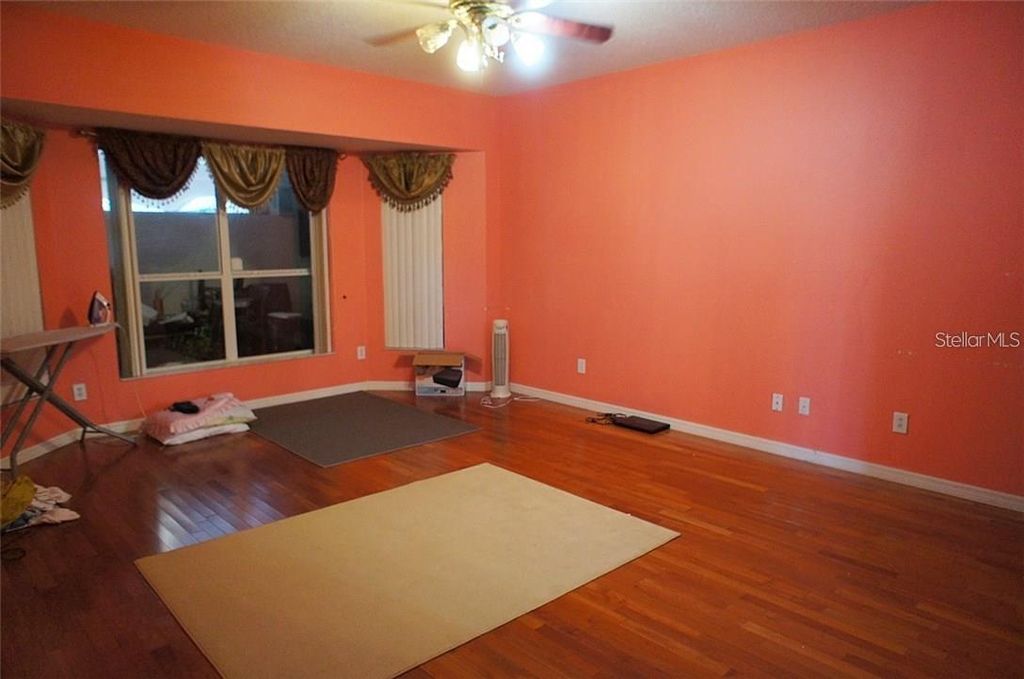 Image 25 of property listing at 5948 WINCHESTER ISLE ROAD, Orlando, FL 32829