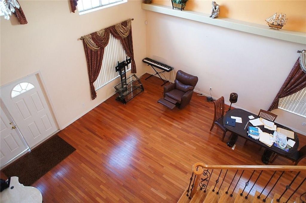 Image 4 of property listing at 5948 WINCHESTER ISLE ROAD, Orlando, FL 32829