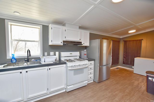 6060 E 800 N, Monticello, IN 47960