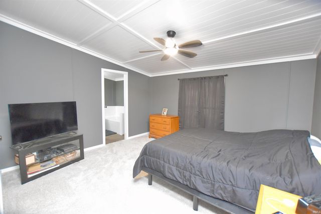 6060 E 800 N, Monticello, IN 47960