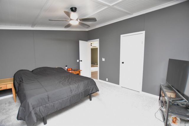 6060 E 800 N, Monticello, IN 47960