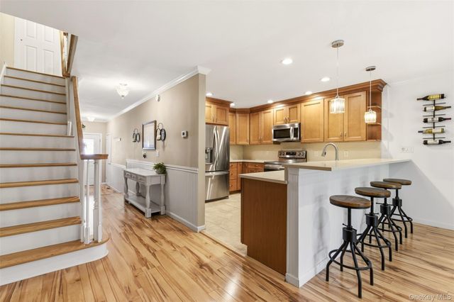 13 Pine Street, Huntington, NY 11743