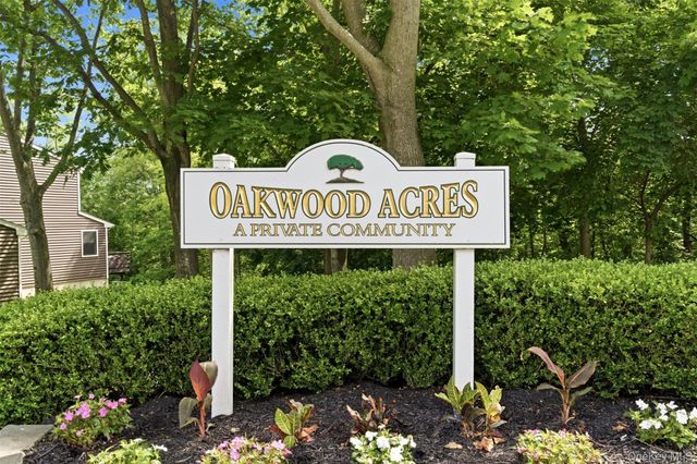 13 Pine Street, Huntington, NY 11743