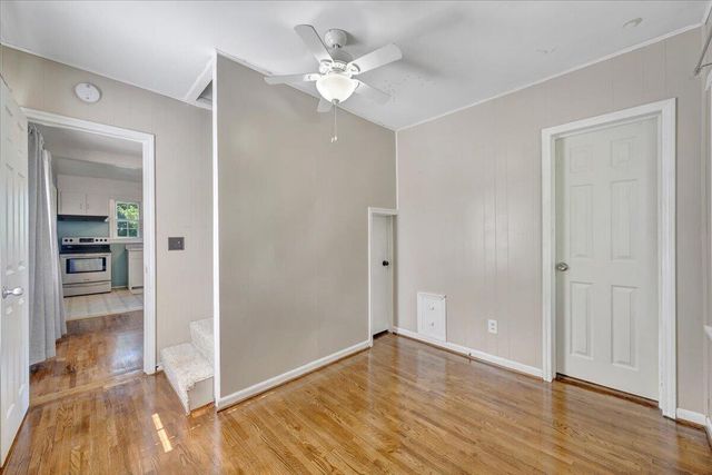 294 Webster Heights RD, Roanoke, VA 24012