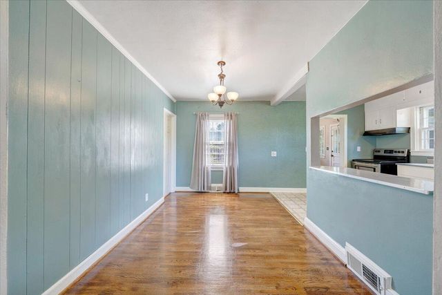 294 Webster Heights RD, Roanoke, VA 24012