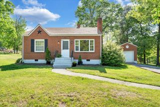 294 Webster Heights RD, Roanoke, VA 24012