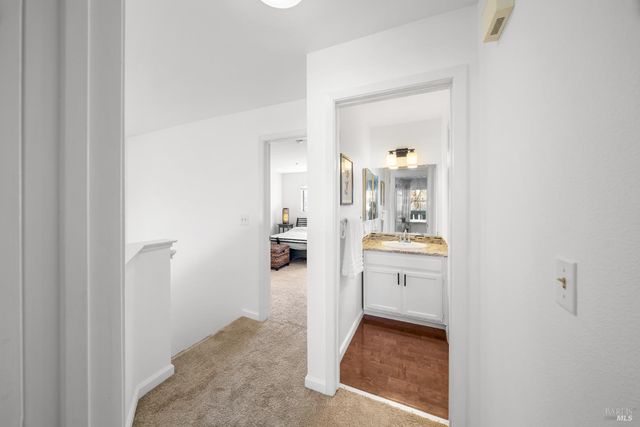 1757 Burgundy Ct, Petaluma, CA 94954