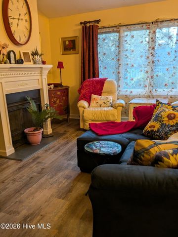 120 Ashley Place, New Bern, NC 28562