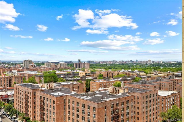 102-10 66th Road 12A, Forest Hills, NY 11375