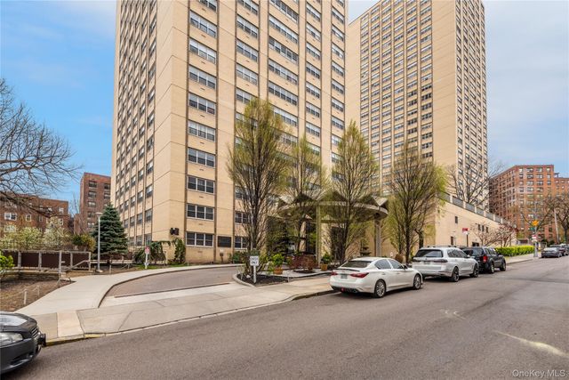 102-10 66th Road 12A, Forest Hills, NY 11375