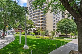 102-10 66th Road 12A, Forest Hills, NY 11375