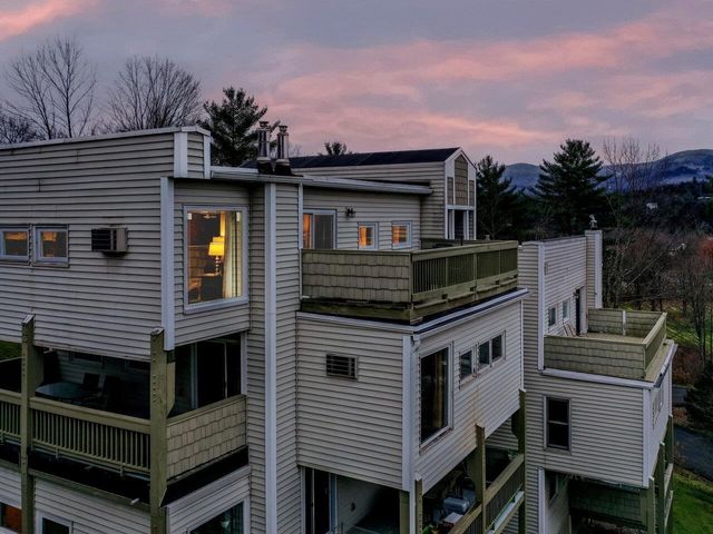 197 Mountainside Drive A401, Stowe, VT 05672