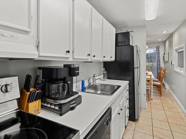 197 Mountainside Drive A401, Stowe, VT 05672