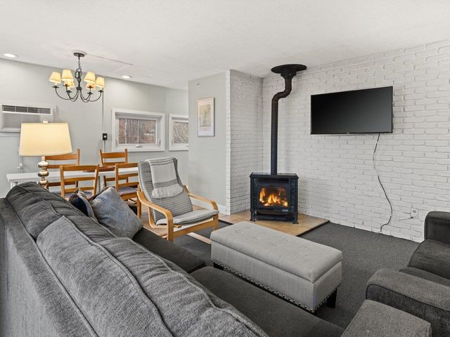 197 Mountainside Drive A401, Stowe, VT 05672