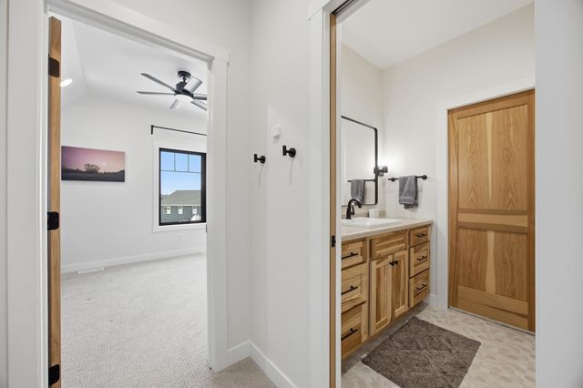 3632 Crimson Loop S, Fargo, ND 58104