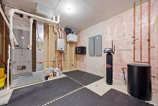 3632 Crimson Loop S, Fargo, ND 58104