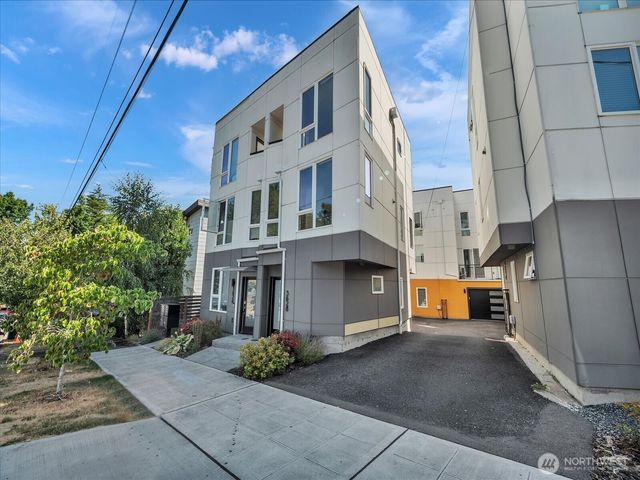 3628 14th Avenue S, Seattle, WA 98144