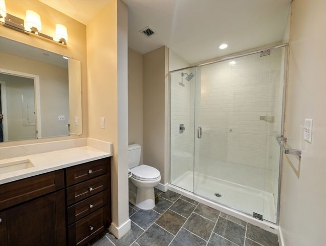130 John St 142, Lowell, MA 01852