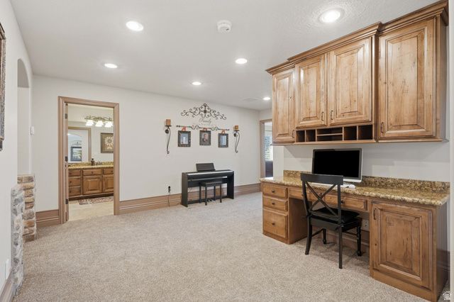 3094 W BISON RIDGE RD, South Jordan, UT 84095