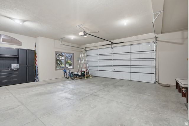 3094 W BISON RIDGE RD, South Jordan, UT 84095