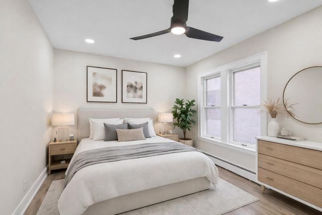 2417 N 76th Avenue, Elmwood Park, IL 60707