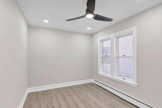 2417 N 76th Avenue, Elmwood Park, IL 60707